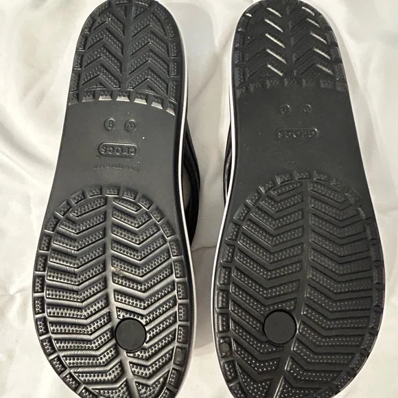 Crocs Black Flip Flops - Picture 2 of 2
